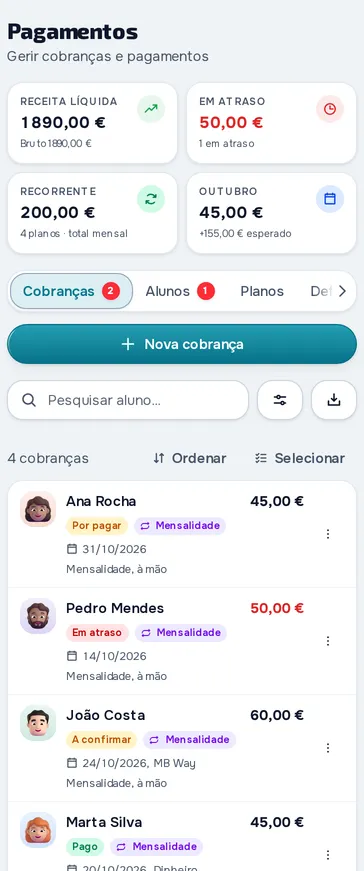Cobranças aos alunos na MyFitnessClient: o que entrou, o que está em atraso e cada mensalidade com o seu estado